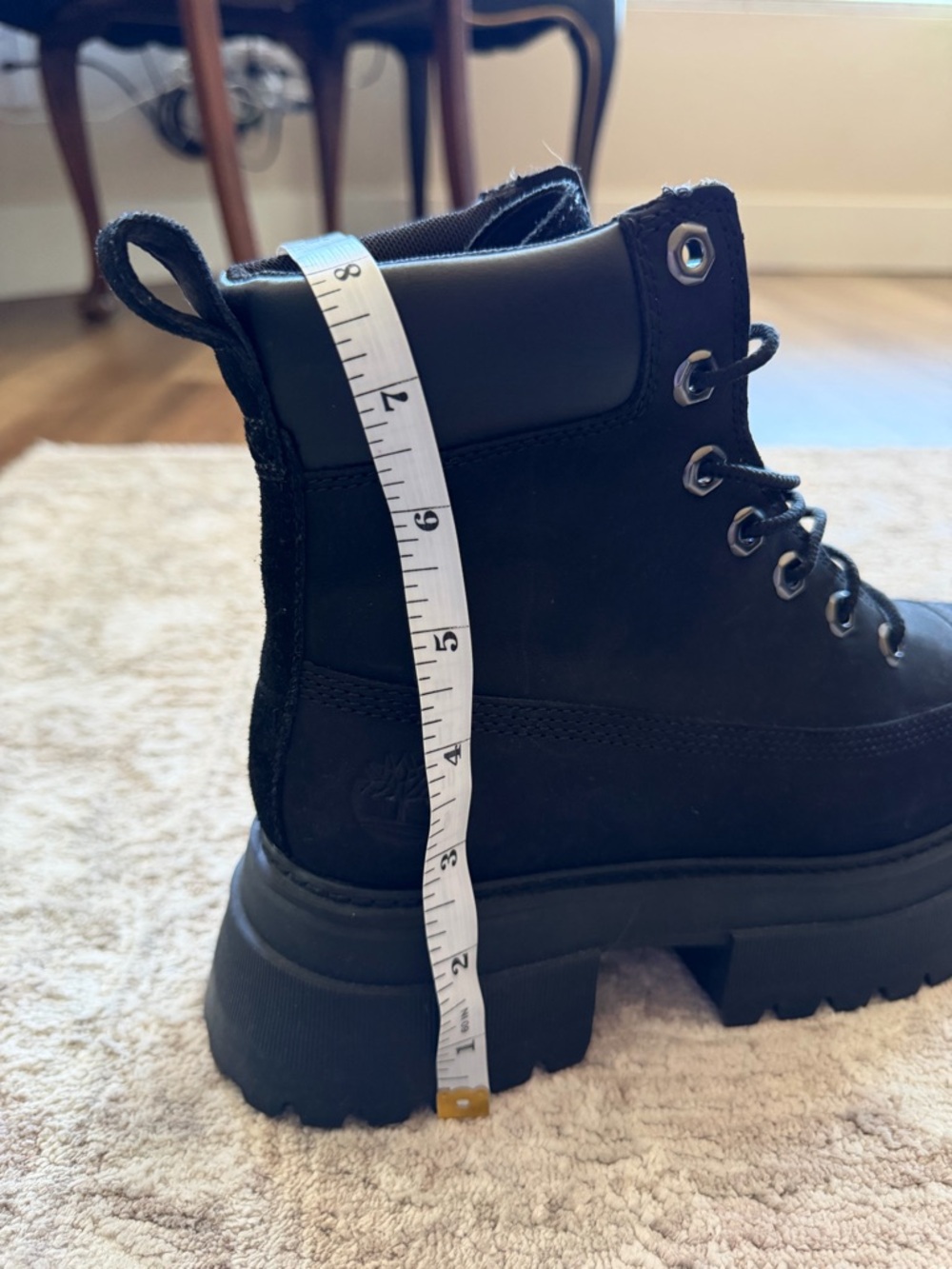 Women's Black Timberland Platform Boots - Picture 13 of 13